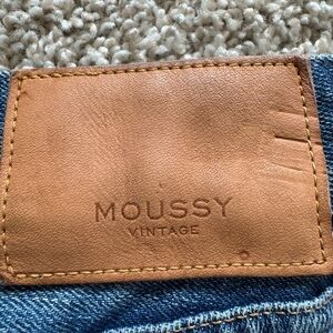Moussy❌sold❌